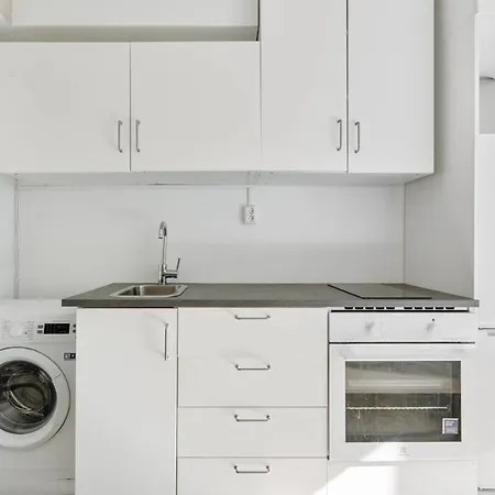 Апартаменты Bright 1 Bedroom - 105